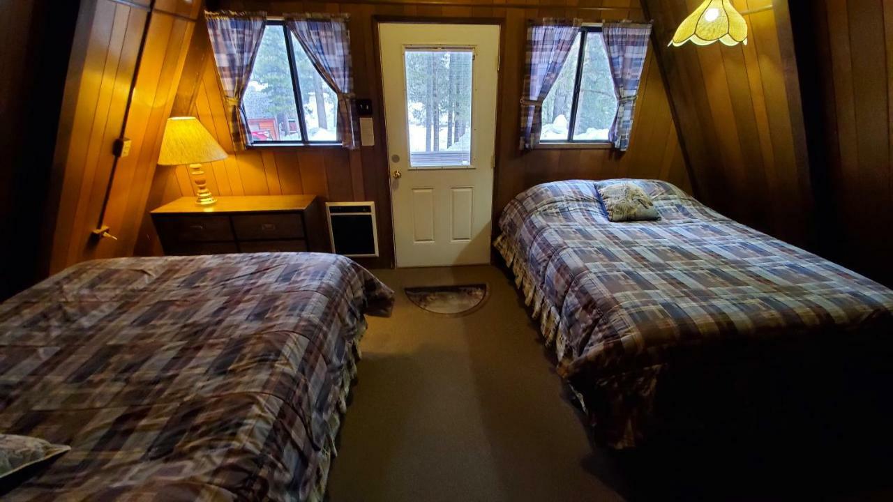 Reverse Creek Lodge ジューンレイク 部屋 写真